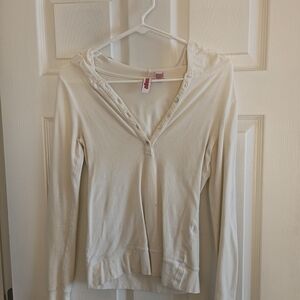 BONGO Cream Long Sleeve Button-Up Top